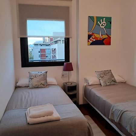 Modern Apartment, With Parking, Close To The Beach!! Sant Adria de Besos Εξωτερικό φωτογραφία