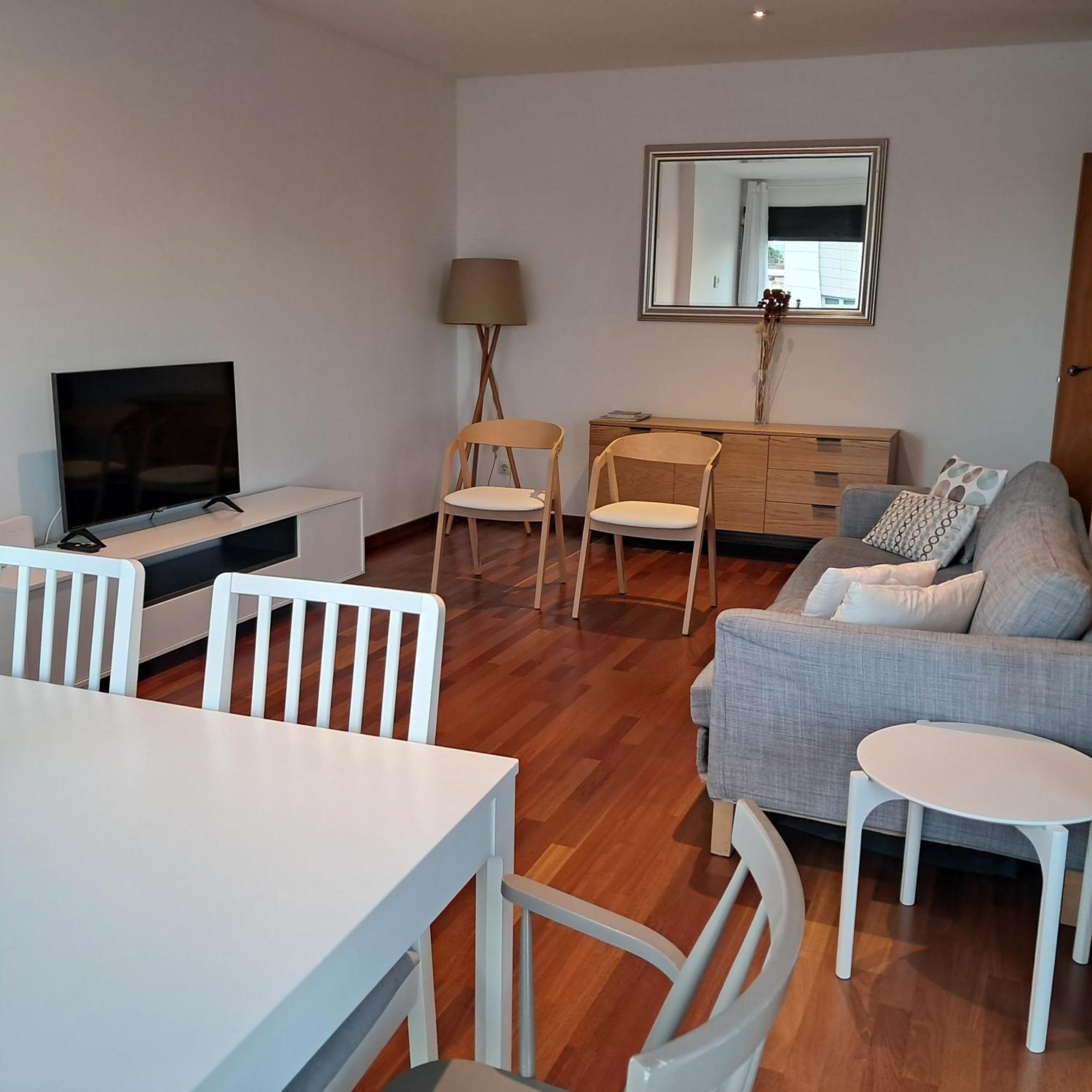 Modern Apartment, With Parking, Close To The Beach!! Sant Adria de Besos Εξωτερικό φωτογραφία